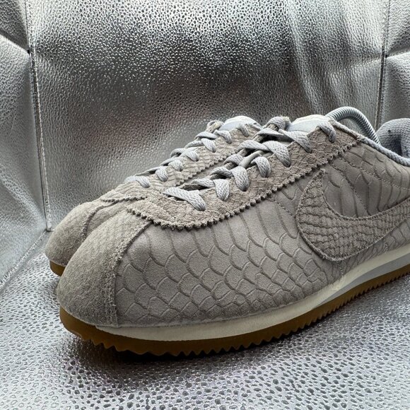 Size 11 Nike Classic‎ Cortez Leather Premium Cool Gray Sneaker Shoes 861677-001 main image 4